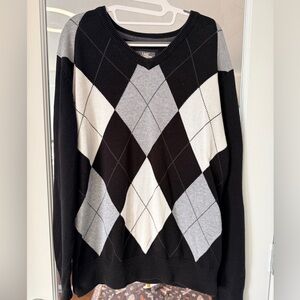H&M Black and Gray Argyle V-Neck Sweater